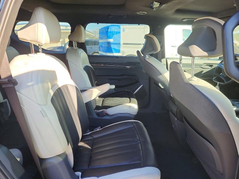 Продажа на аукционе авто 2025 Kia Ev9, vin: 5XYAEFS54SG003319, номер лота: 77501715