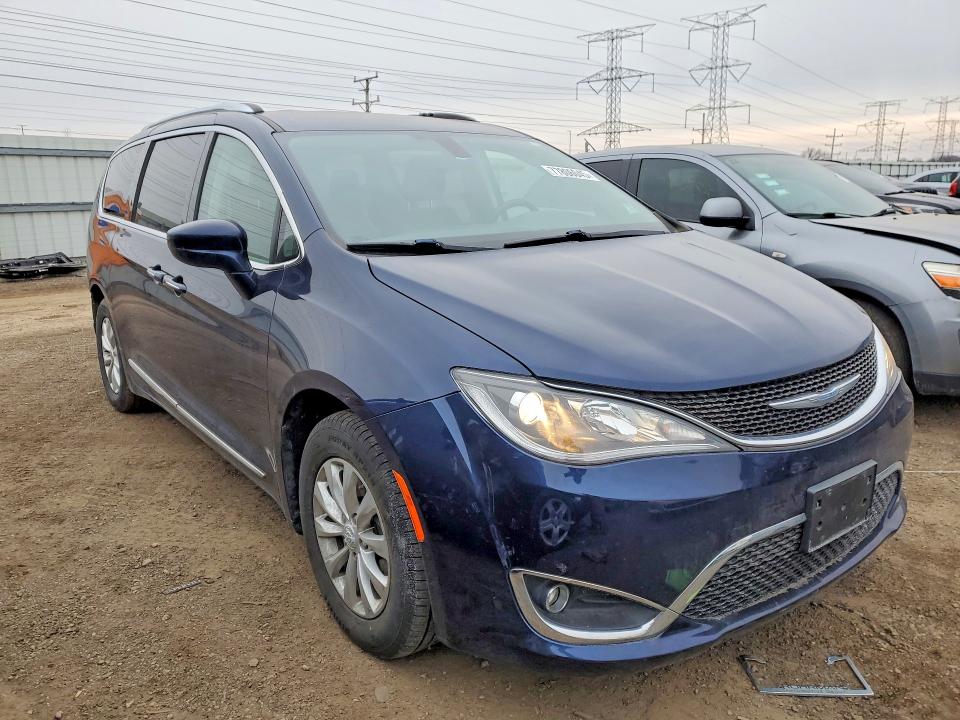2018 Chrysler Pacifica მანქანა იყიდება აუქციონზე, vin: 2C4RC1BG0JR121794, აუქციონის ნომერი: 77806045