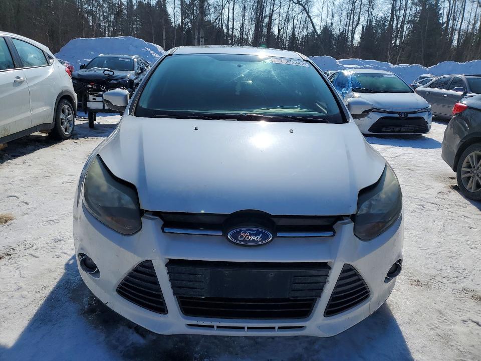 2013 Ford Focus Tita მანქანა იყიდება აუქციონზე, vin: 1FADP3N28DL366310, აუქციონის ნომერი: 77389545