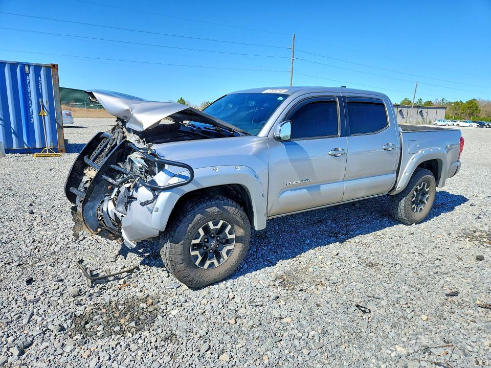 Продажа на аукционе авто 2016 Toyota Tacoma, vin: 5TFCZ5AN9GX039214, номер лота: 77569145