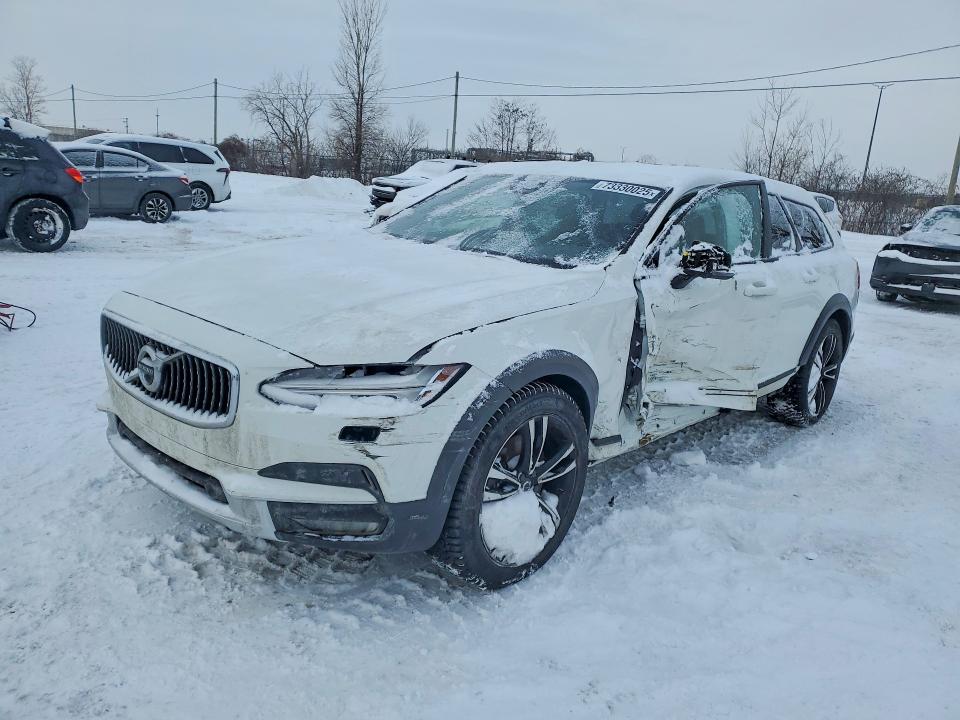 Продаж на аукціоні авто 2018 Volvo V90 Cross Country, vin: YV4A22NL1J1015256, номер лоту: 73330025