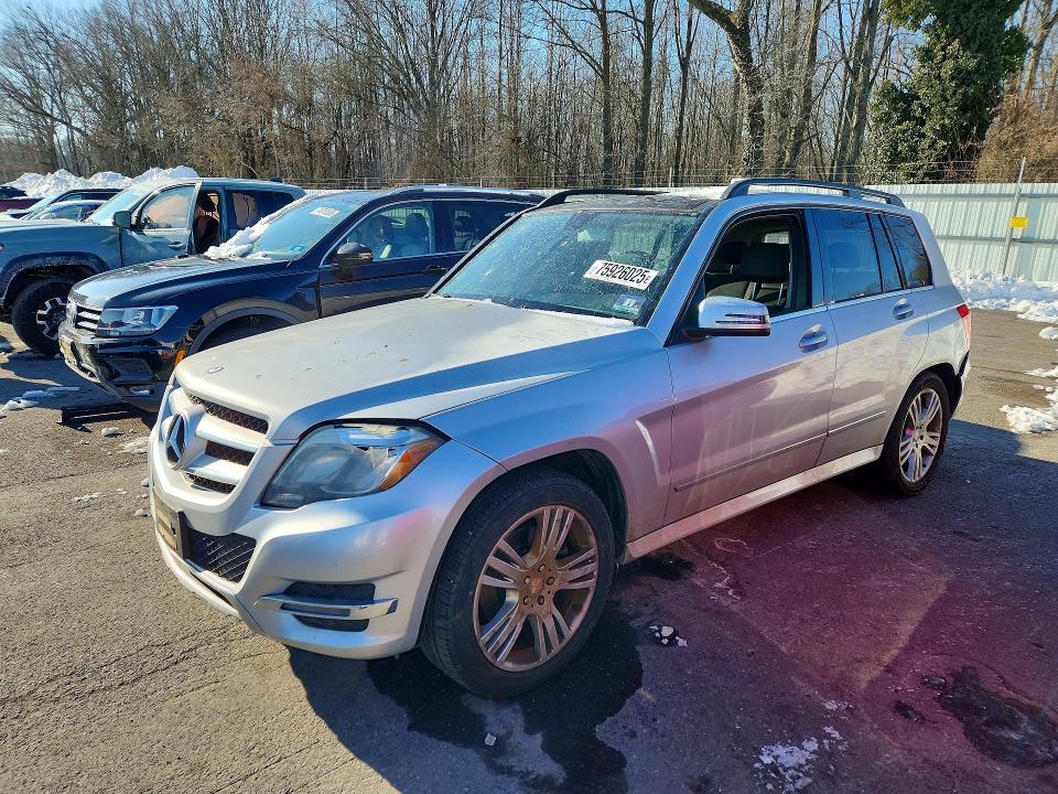 Продаж на аукціоні авто 2013 Mercedes-benz Glk, vin: WDCGG8JBXDG112126, номер лоту: 75926025