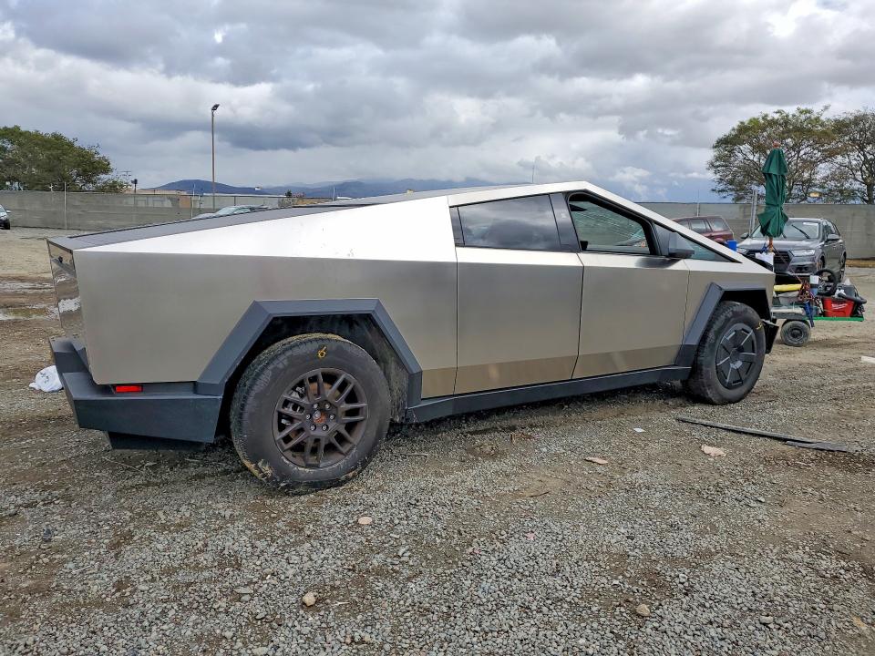Продажа на аукционе авто 2025 Tesla Cybertruck, vin: 7G2CEHED7SA066780, номер лота: 78118785