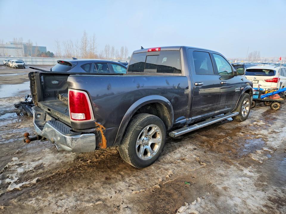 77092545 :رقم المزاد ، 1C6RR7VT4JS306124 vin ، 2018 Ram 1500 مزاد بيع