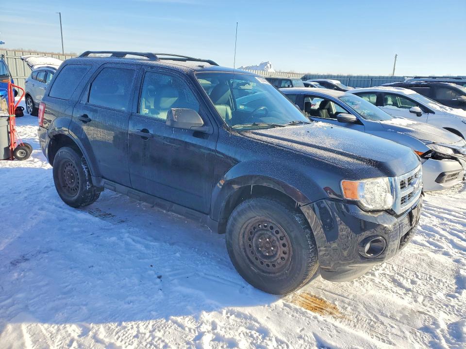 72744565 :رقم المزاد ، 1FMCU03G19KA90749 vin ، 2009 Ford Escape مزاد بيع