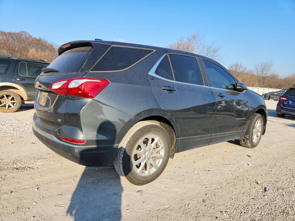 2021 Chevrolet Equinox მანქანა იყიდება აუქციონზე, vin: 2GNAXKEV8M611517, აუქციონის ნომერი: 78997235