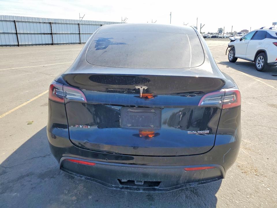Продажа на аукционе авто 2021 Tesla Model Y, vin: 5YJYGDEF1MF201867, номер лота: 79098375