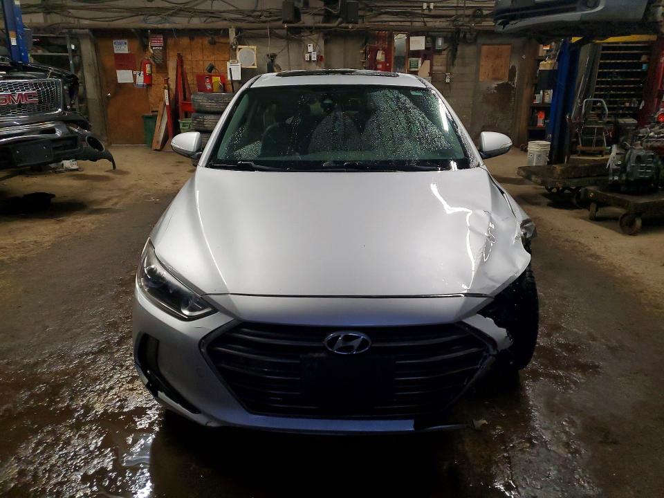 2018 Hyundai Elantra მანქანა იყიდება აუქციონზე, vin: KMHD84LF8JU481722, აუქციონის ნომერი: 76402045