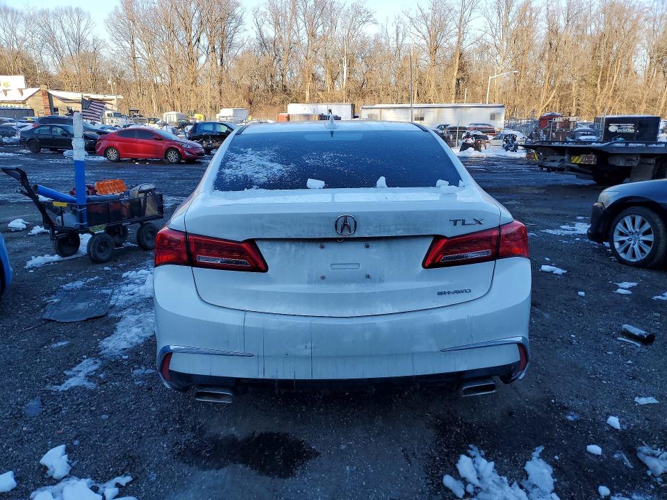 75274665 :رقم المزاد ، 19UUB3F34JA002331 vin ، 2018 Acura Tlx مزاد بيع
