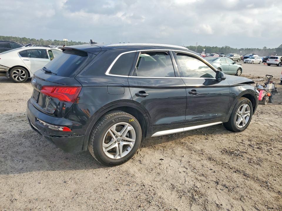 77914555 :رقم المزاد ، WA1ANAFYXK2093104 vin ، 2019 Audi Q5 مزاد بيع