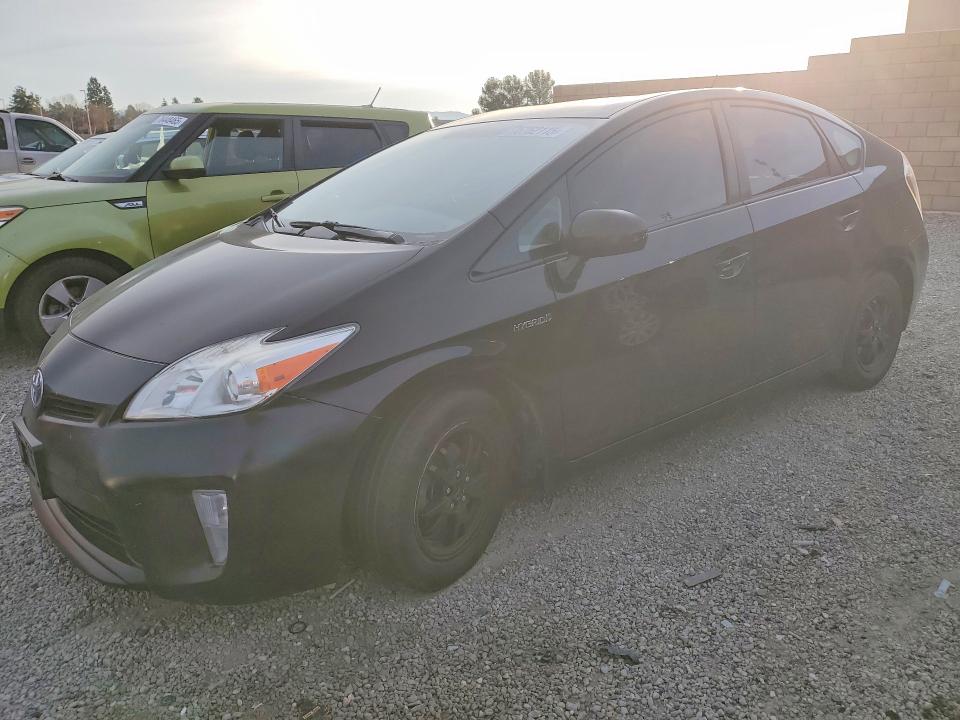2015 Toyota Prius მანქანა იყიდება აუქციონზე, vin: JTDKN3DU0F0421380, აუქციონის ნომერი: 76762115