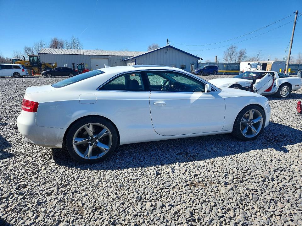Продаж на аукціоні авто 2010 Audi A5, vin: WAURFAFR3AA056802, номер лоту: 79343575
