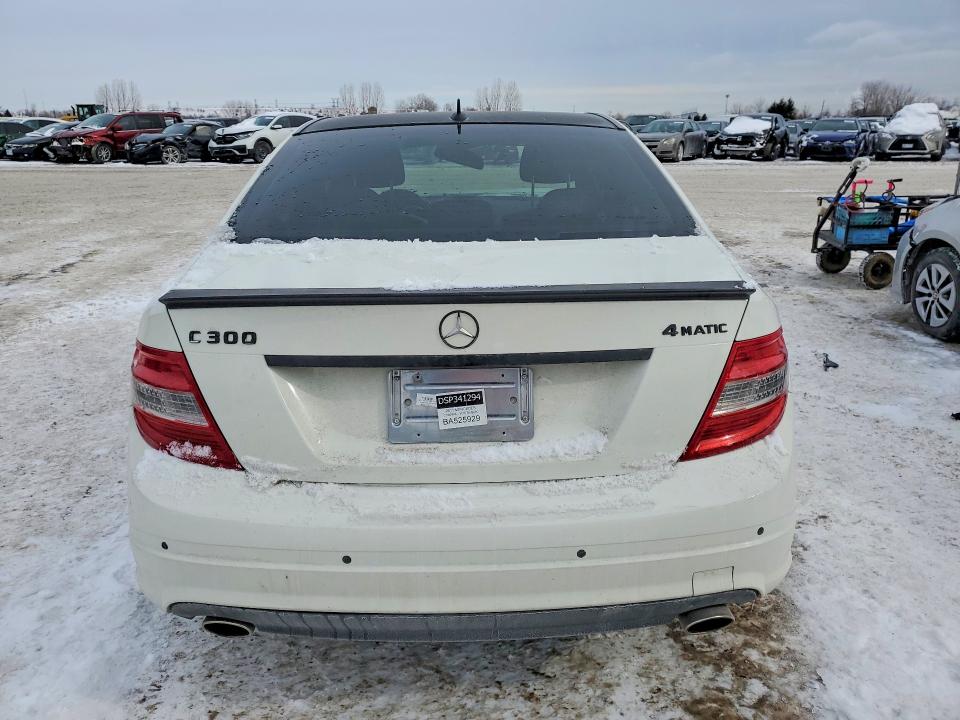 2011 Mercedes-benz C მანქანა იყიდება აუქციონზე, vin: WDDGF8BB2BA525929, აუქციონის ნომერი: 74435155