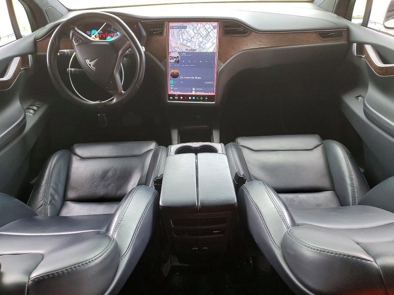 76953965 :رقم المزاد ، 5YJXCAE23JF103793 vin ، 2018 Tesla Model X مزاد بيع