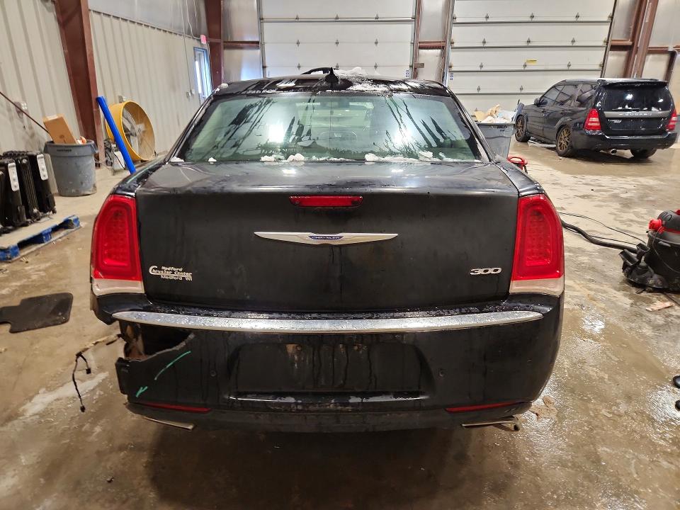Продажа на аукционе авто 2015 Chrysler 300, vin: 2C3CCAAG8FH786581, номер лота: 76930925