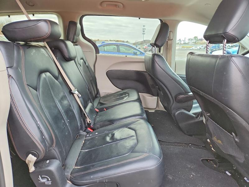 2019 Chrysler Pacifica მანქანა იყიდება აუქციონზე, vin: 2C4RC1BG7KR550559, აუქციონის ნომერი: 77390185