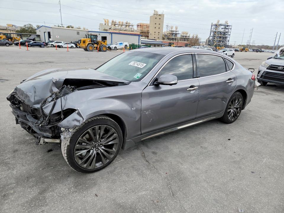 79214515 :رقم المزاد ، JN1BY1PP5JM330076 vin ، 2018 Infiniti Q70l مزاد بيع