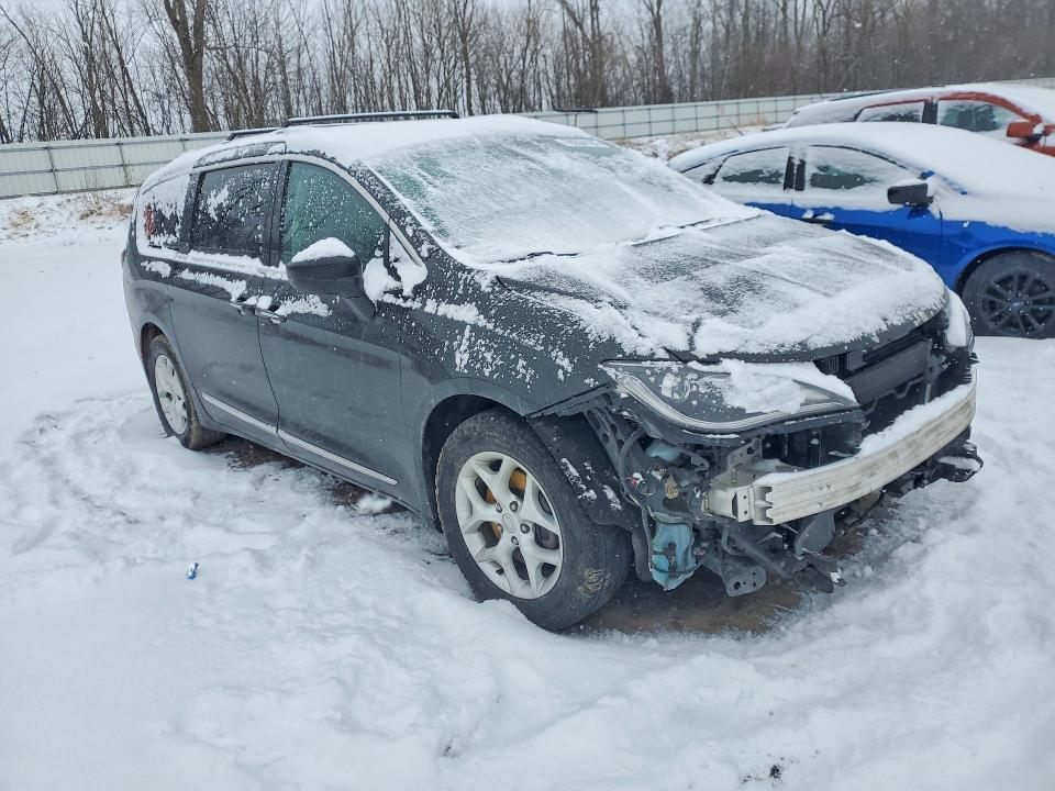2017 Chrysler Pacifica მანქანა იყიდება აუქციონზე, vin: 2C4RC1BG0HR777231, აუქციონის ნომერი: 78354185