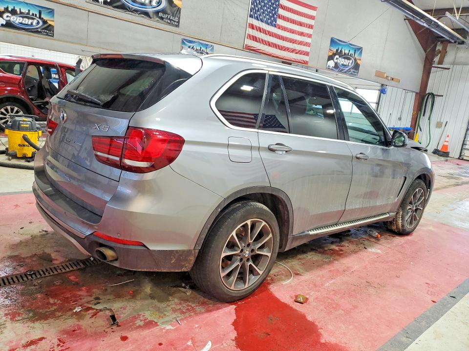 75029605 :رقم المزاد ، 5UXKR0C56E0C27952 vin ، 2014 Bmw X5 مزاد بيع