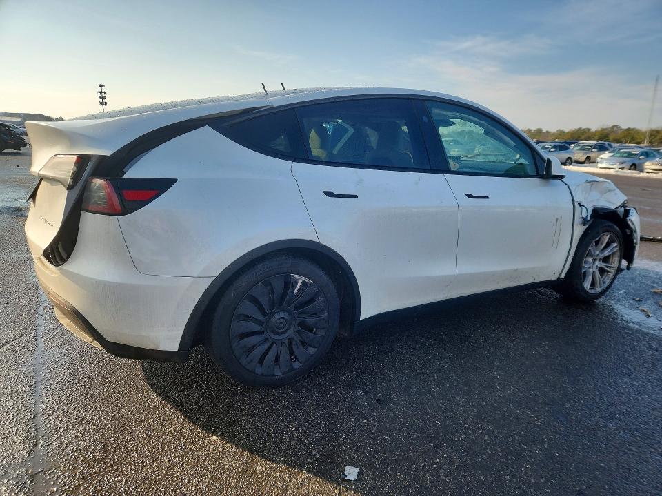 Продажа на аукционе авто 2023 Tesla Model Y, vin: 7SAYGDEE3PA193119, номер лота: 76892035