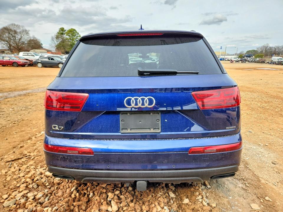 77915545 :رقم المزاد ، WA1VAAF73KD043959 vin ، 2019 Audi Q7 مزاد بيع