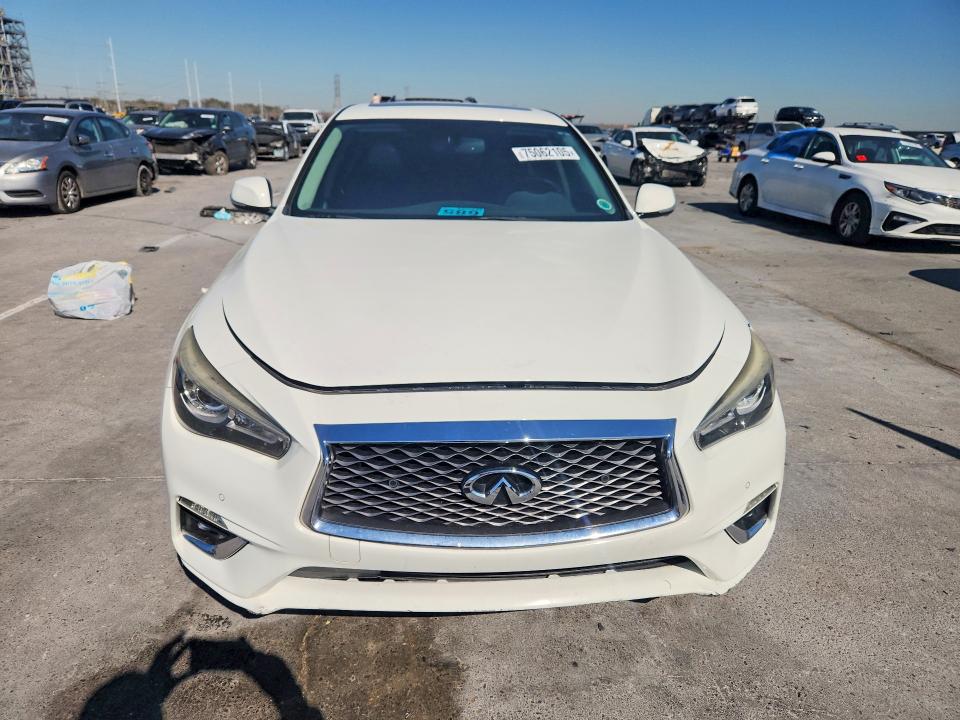75062105 :رقم المزاد ، JN1EV7AP0JM355825 vin ، 2018 Infiniti Q50 مزاد بيع