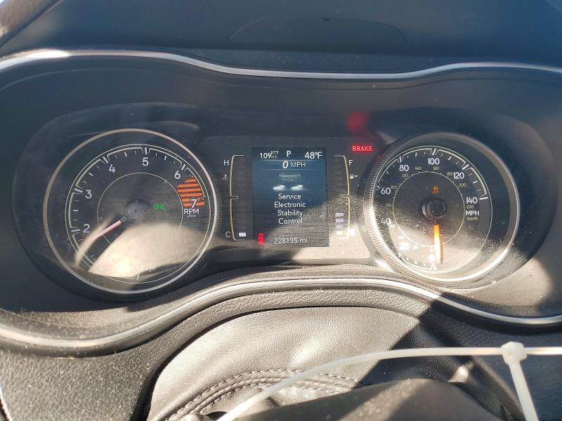 Продажа на аукционе авто 2019 Jeep Cherokee, vin: 1C4PJMLB1KD105075, номер лота: 77218375