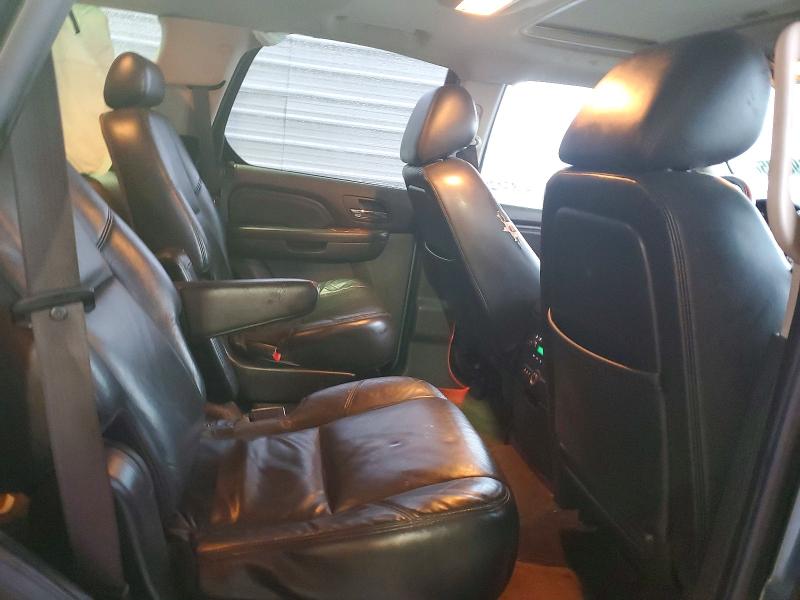 Продажа на аукционе авто 2010 Cadillac Escalade, vin: 1GYUKBEF8AR197348, номер лота: 79193345
