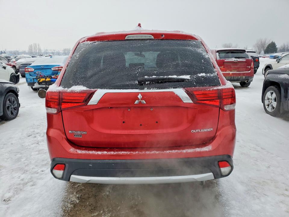 75266545 :رقم المزاد ، JA4AZ2A36JZ603041 vin ، 2018 Mitsubishi Outlander مزاد بيع