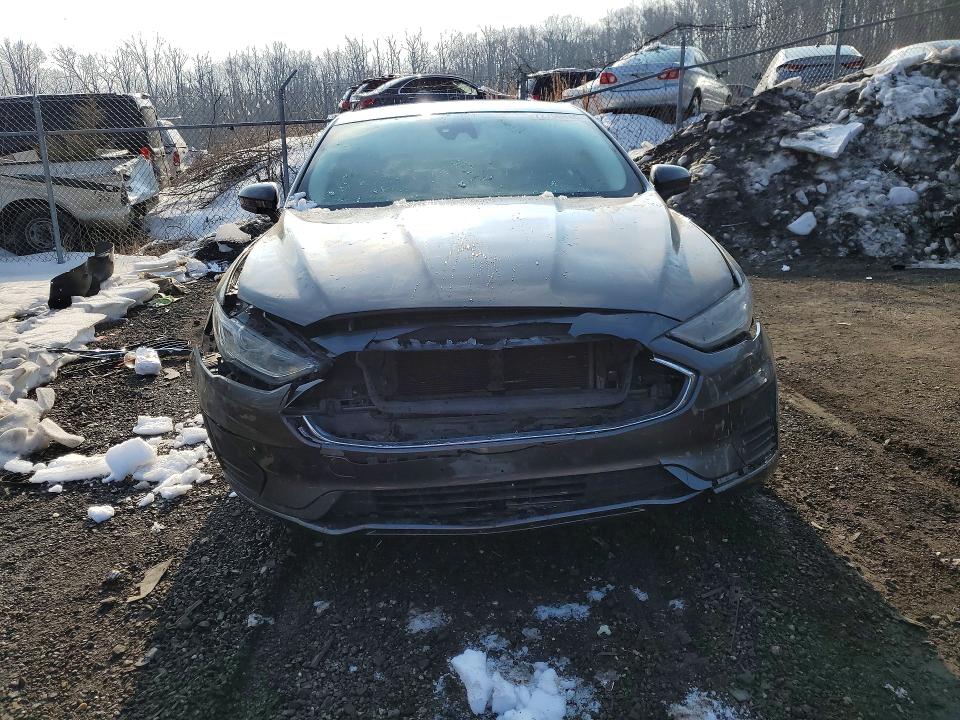 Продажа на аукционе авто 2019 Ford Fusion, vin: 3FA6P0G76KR250151, номер лота: 72700845