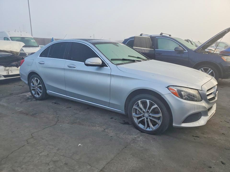 Продажа на аукционе авто 2015 Mercedes-benz C, vin: 55SWF4KB2FU022993, номер лота: 75915885