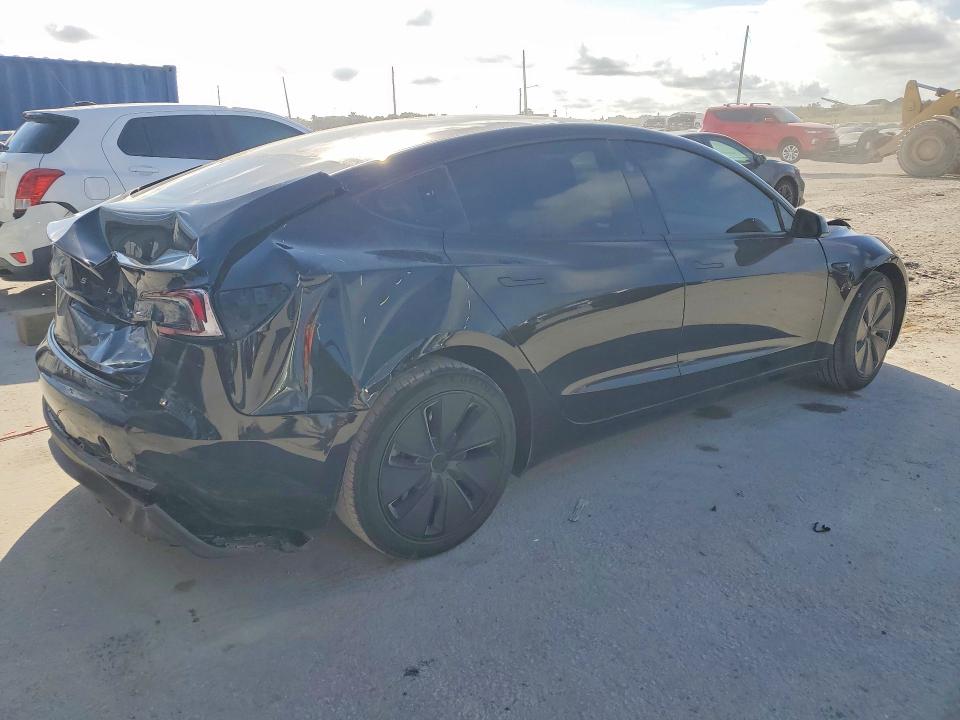 79173455 :رقم المزاد ، 5YJ3E1EA2RF872457 vin ، 2024 Tesla Model 3 مزاد بيع