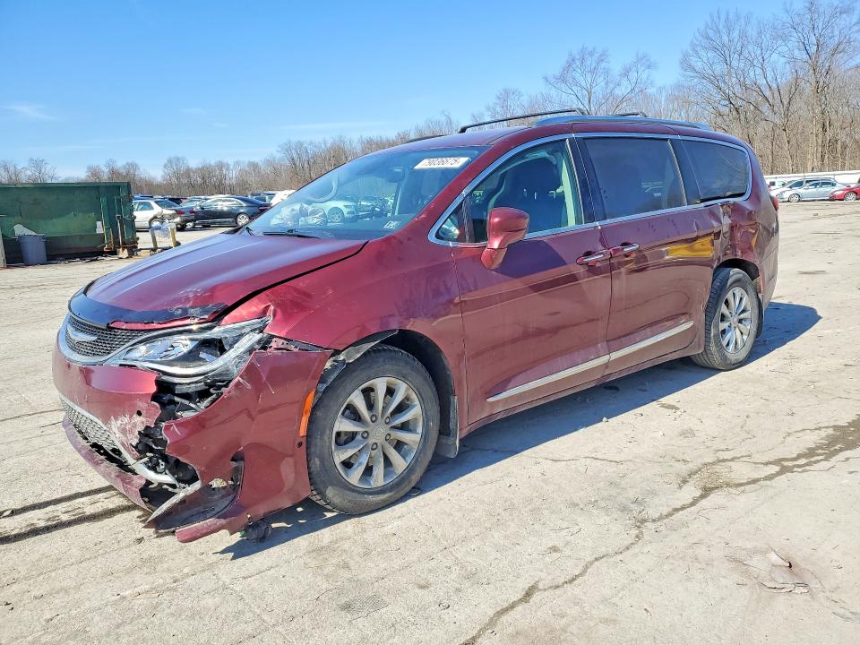 79036675 :رقم المزاد ، 2C4RC1BG5JR218019 vin ، 2018 Chrysler Pacifica مزاد بيع