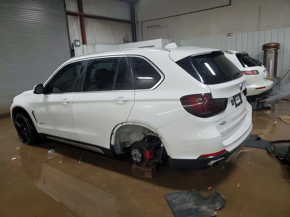 75637085 :رقم المزاد ، 5UXKR0C59J0X85611 vin ، 2018 Bmw X5 مزاد بيع