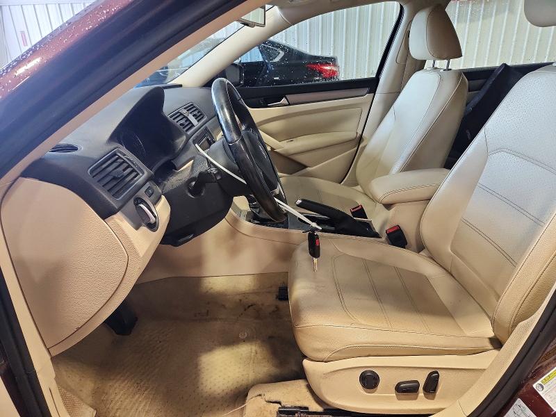 79043575 :رقم المزاد ، 1VWBP7A33EC019554 vin ، 2014 Volkswagen Passat مزاد بيع