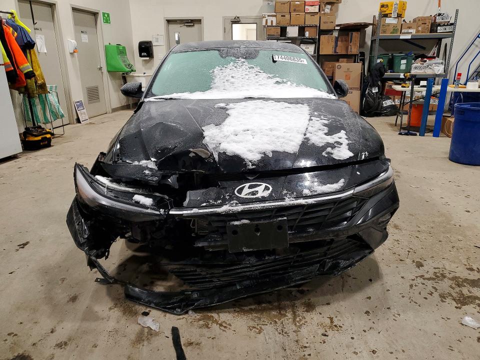 74406835 :رقم المزاد ، KMHLM4DG0SU864974 vin ، 2025 Hyundai Elantra Se مزاد بيع