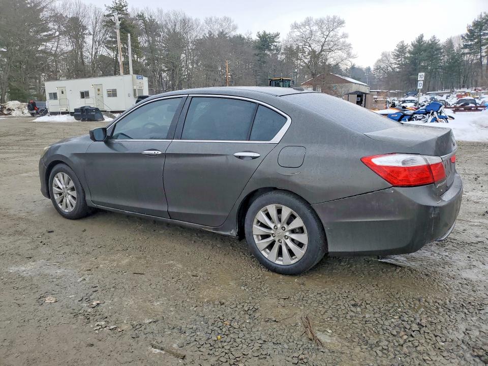 77083515 :رقم المزاد ، 1HGCR2F89DA131067 vin ، 2013 Honda Accord مزاد بيع