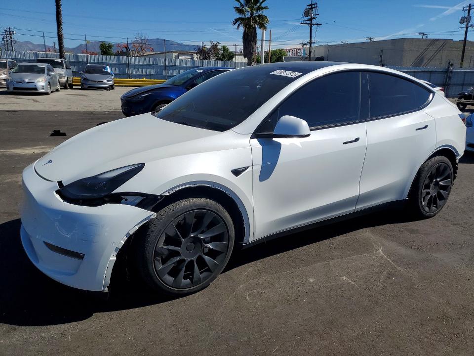 Продажа на аукционе авто 2022 Tesla Model Y, vin: 7SAYGDEE2NF560401, номер лота: 78617575