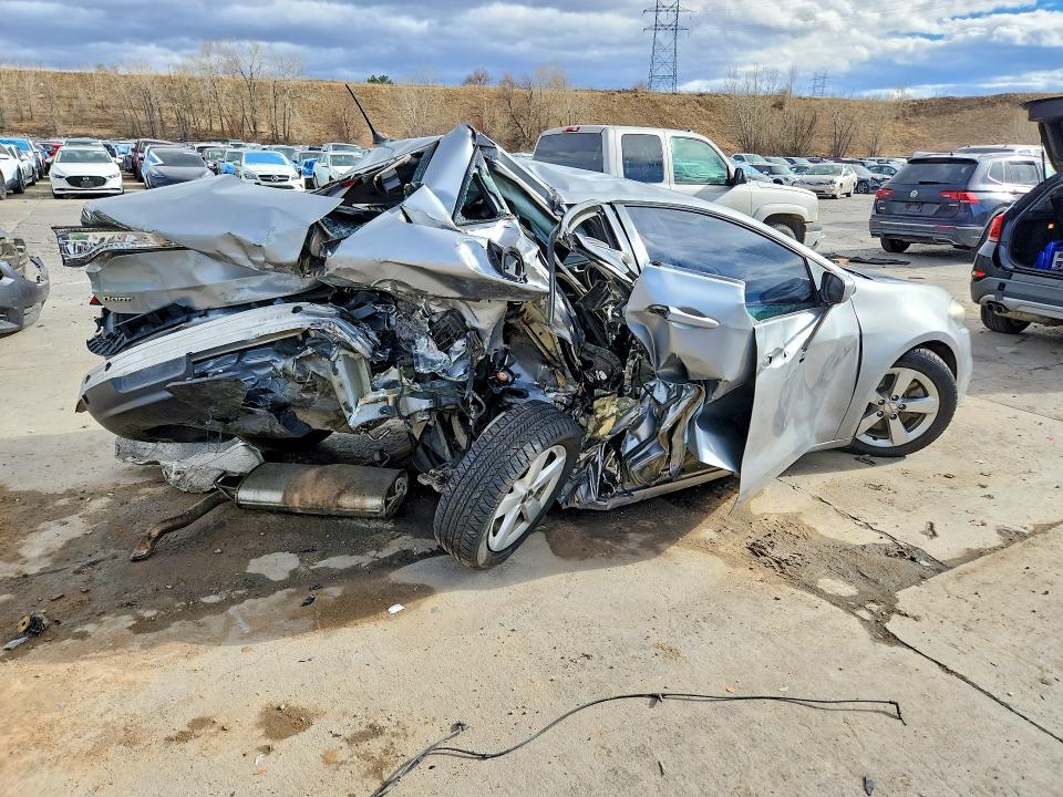 78360355 :رقم المزاد ، 1C3CDFBB1FD172725 vin ، 2015 Dodge Dart مزاد بيع