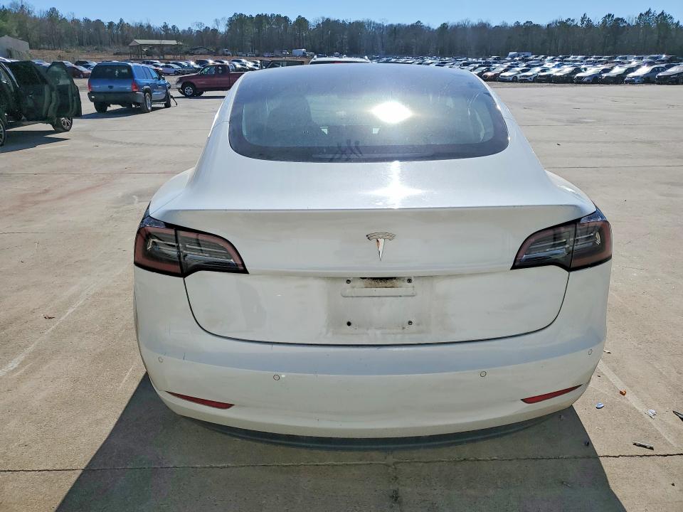 Продажа на аукционе авто 2018 Tesla Model 3, vin: 5YJ3E1EA0JF057761, номер лота: 77647955