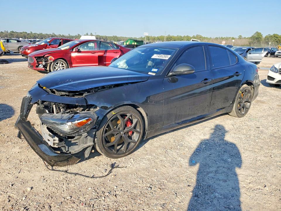 2020 Alfa Romeo Giulia მანქანა იყიდება აუქციონზე, vin: ZARFAMAN0L7626738, აუქციონის ნომერი: 77486395