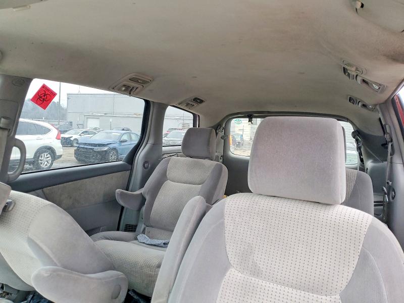 Aukcja sprzedaży 2010 Toyota Sienna, vin: 5TDKK4CC7AS318258, numer aukcji: 77992185