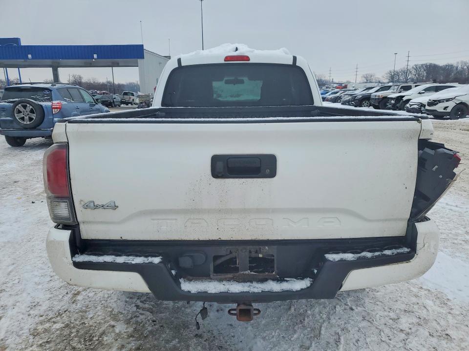 74109525 :رقم المزاد ، 5TFSX5EN9HX048833 vin ، 2017 Toyota Tacoma مزاد بيع