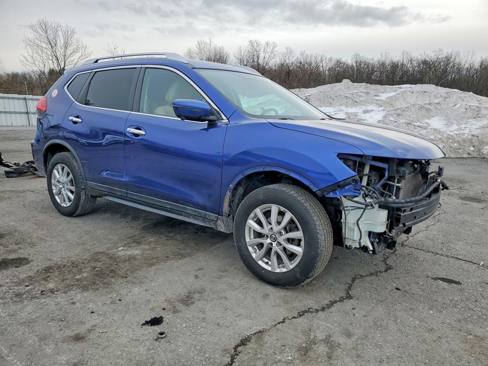 2017 Nissan Rogue მანქანა იყიდება აუქციონზე, vin: KNMAT2MV4HP590400, აუქციონის ნომერი: 79278115