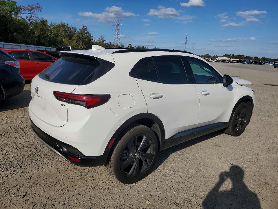 Продаж на аукціоні авто 2023 Buick Envision, vin: LRBFZMR44PD234558, номер лоту: 77799265