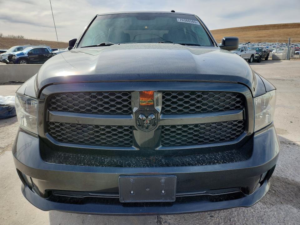 76388585 :رقم المزاد ، 3C6RR7KT1GG243732 vin ، 2016 Ram 1500 مزاد بيع