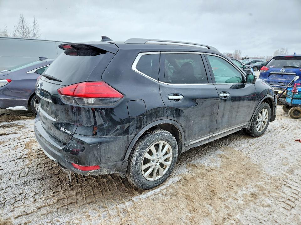 2017 Nissan Rogue მანქანა იყიდება აუქციონზე, vin: 5N1AT2MM6HC818486, აუქციონის ნომერი: 74557365