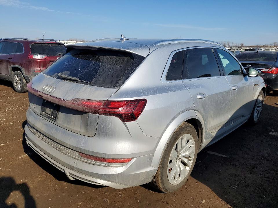 Aukcja sprzedaży 2022 Audi E-tron S, vin: WA1ACBGE9NB043993, numer aukcji: 77292605