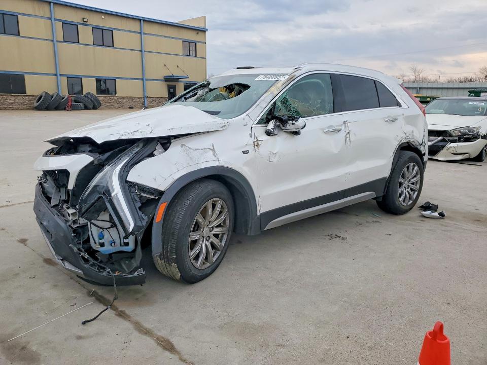2019 Cadillac Xt4 მანქანა იყიდება აუქციონზე, vin: 1GYFZDR46KF146443, აუქციონის ნომერი: 76460955