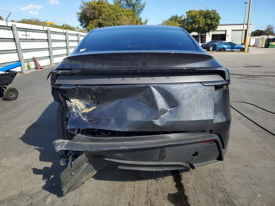 Продажа на аукционе авто 2026 Tesla Model Y, vin: 7SAYGDED1TA465846, номер лота: 76768825